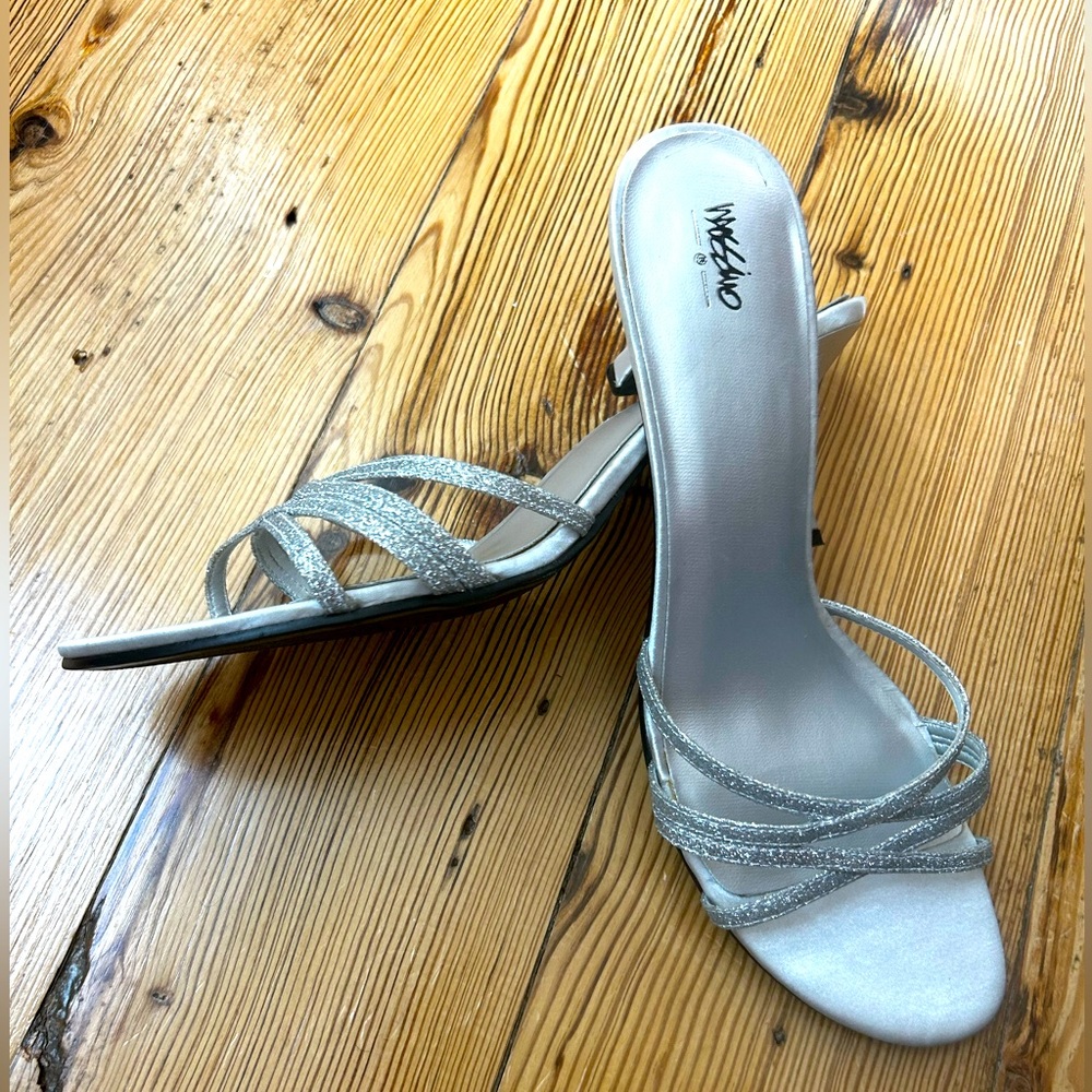 Mossimo Halle Heels - Size 9